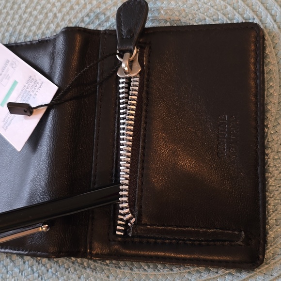 SONOMA BRAND MEN'S BLACK MINI BIFOLD GENUINE LEATHER WALLET - Picture 9 of 11